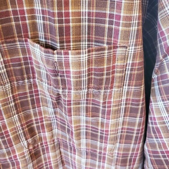 Wrangler rugged wear brown white and red button down men's large shirt - Picture 3 of 6